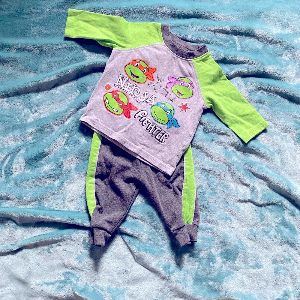 Ninja Turtles outfit 3-6